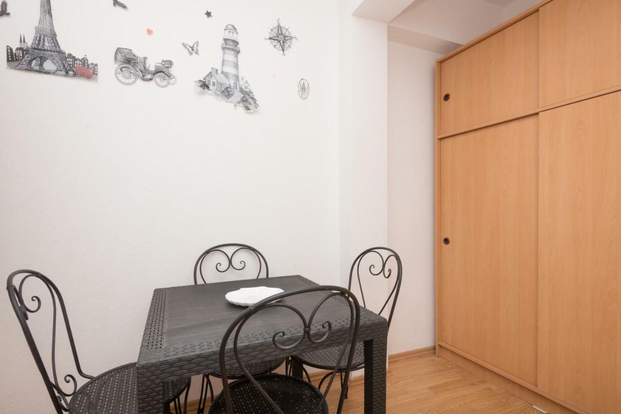 Apartmani Franko 巴什卡沃达 外观 照片