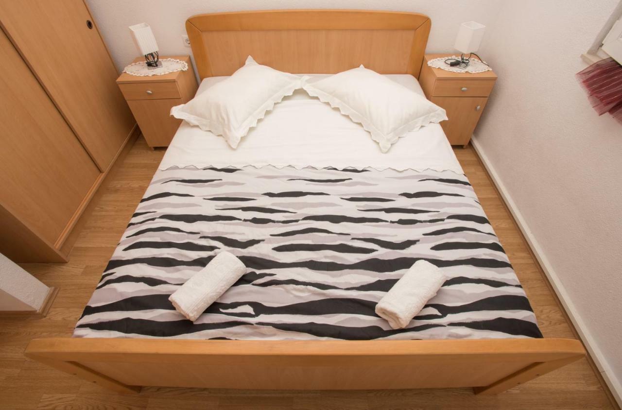 Apartmani Franko 巴什卡沃达 外观 照片